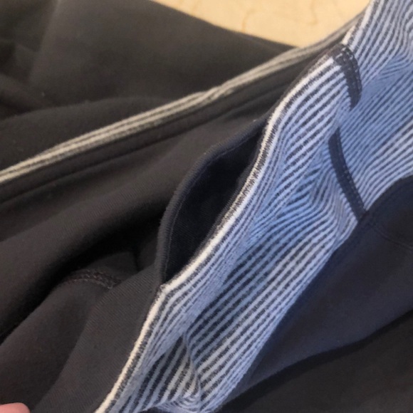 Lulu lemon legging - Picture 2 of 5